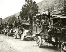 Ein Konvoi der französischen Armee auf der Straße von Brescia nach Verona, Herbst 1917
